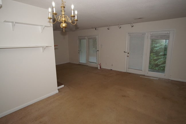 Building Photo - 8707 Olde Colony Trail