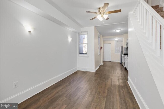 Foto del edificio - 2577 E Huntingdon St