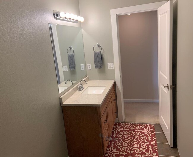 Bathroom - 823 E Lakeshore Dr