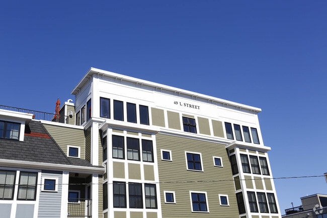 Building Photo - 49 L St