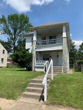 Building Photo - 1138-1138 Oakwood Ave
