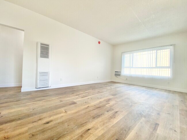 Foto del edificio - 1710 Arapahoe St Los Angeles, CA 90006