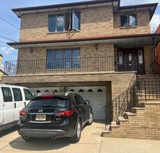 Building Photo - 373 Jersey Ave