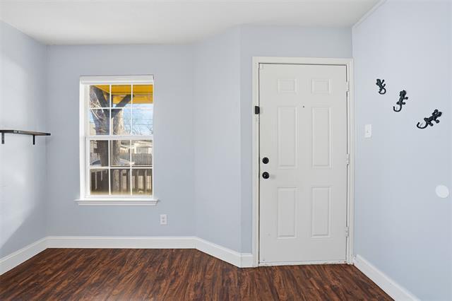 Foto del edificio - 209 E Lone Star St