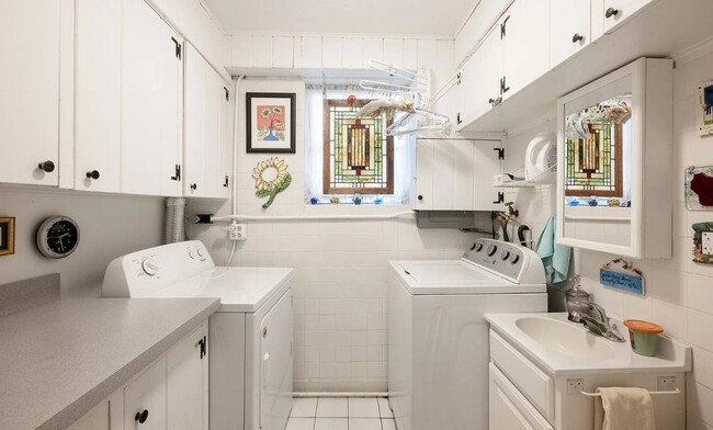 Foto del edificio - 9509 Lincolnwood Dr