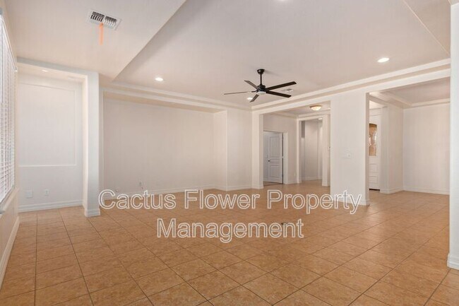 Building Photo - 1918 E Indigo Ct