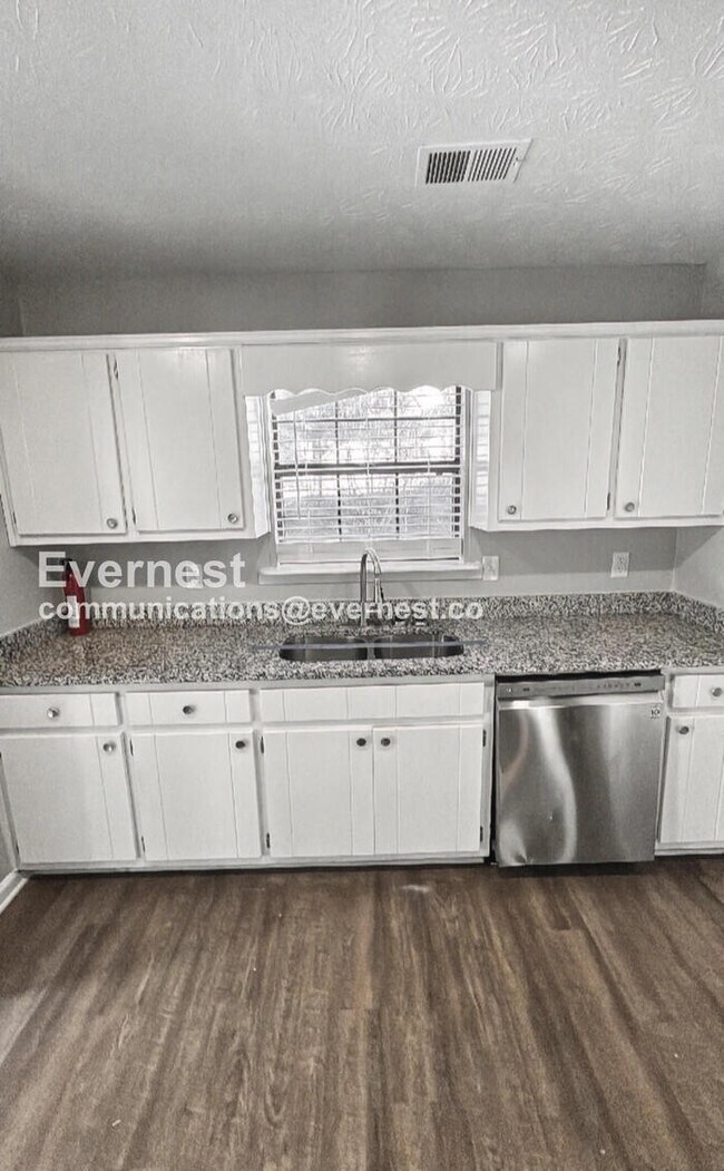 Foto del edificio - 1069 Estates Ct