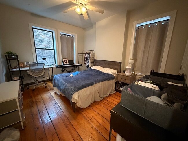 Foto del edificio - 1675 Washington St