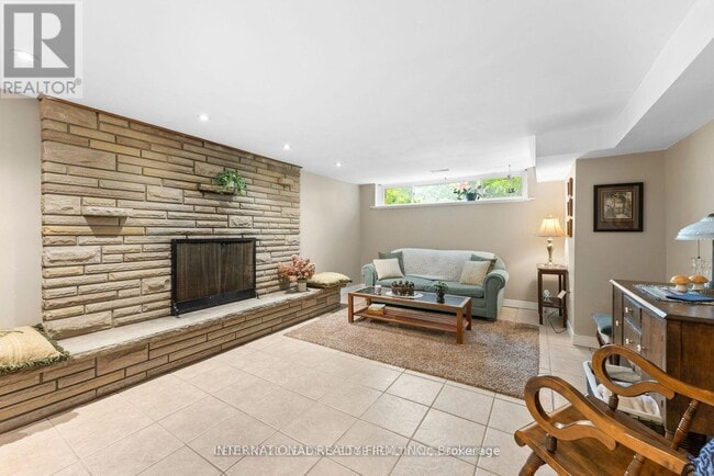 Building Photo - 46 Johnson Rd