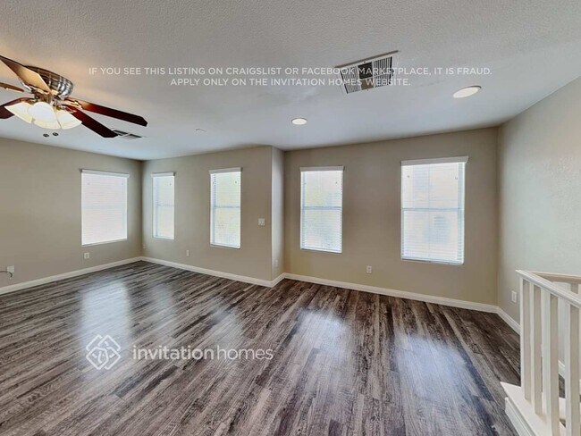 Foto del edificio - 1275 Sand Castle Ave