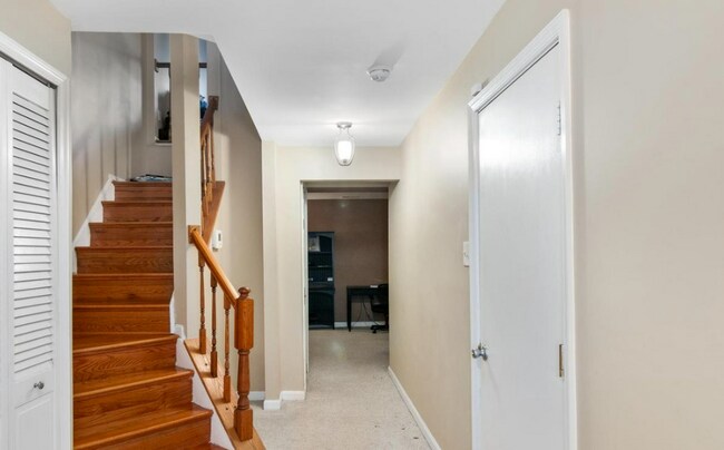 Foto del edificio - 804 Pleasant Hill Ln