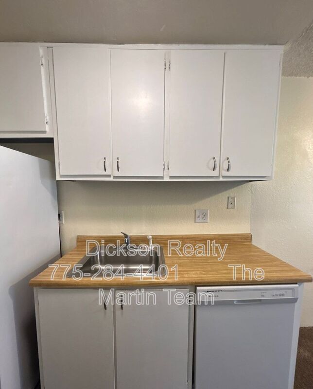 Foto del edificio - 4602 Neil Rd