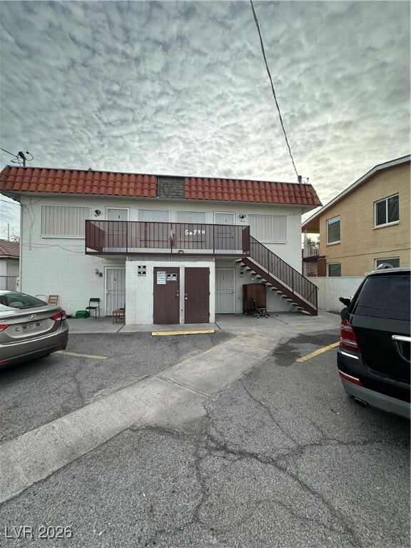 Building Photo - 818 S 7th St