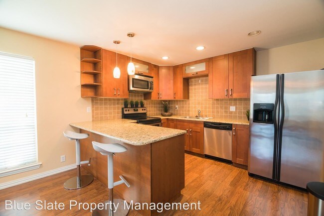 Building Photo - 5212 Fleetwood Oaks Ave
