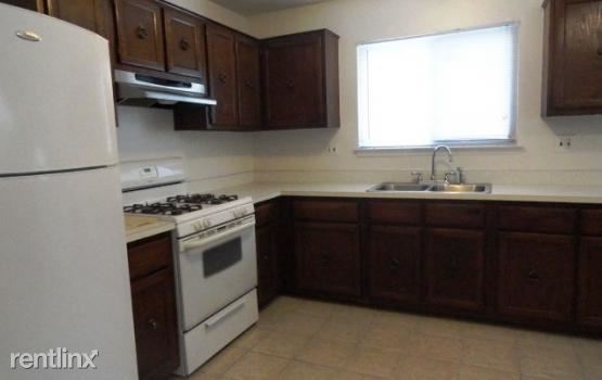 Foto del edificio - 2656 Kenmore Rd