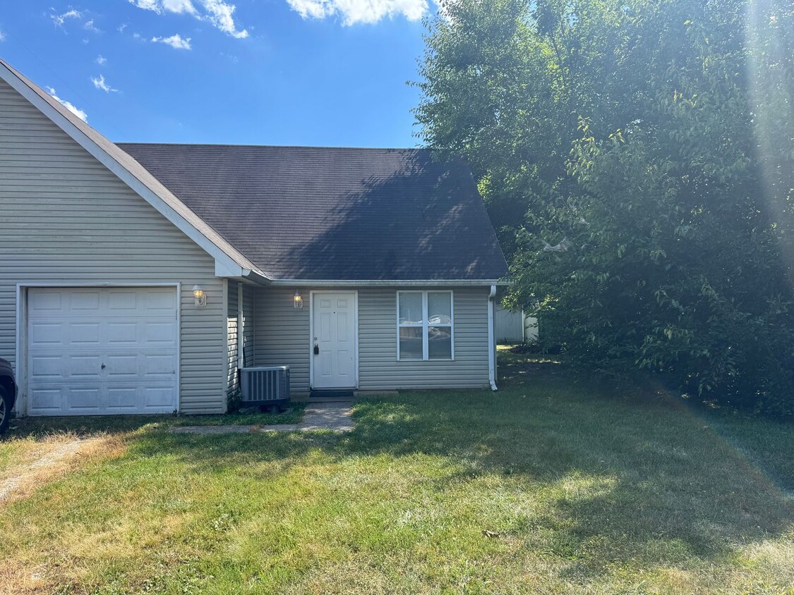 Photo - Coming Soon this 2BR, 1.5 BA duplex located at 5109 Raymond St., Unit B, Indianapolis
