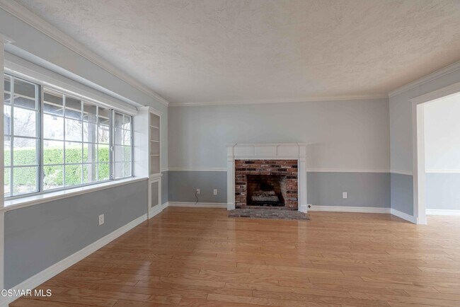 Building Photo - 5848 Lake Lindero Dr