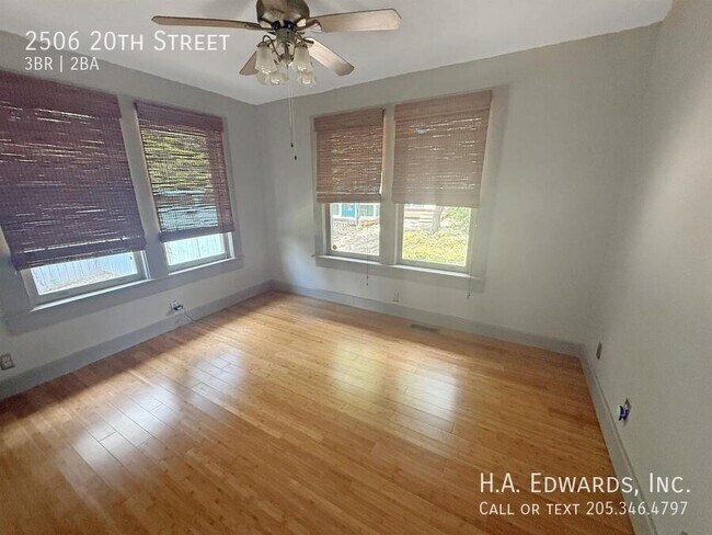 Building Photo - 2506 20th St