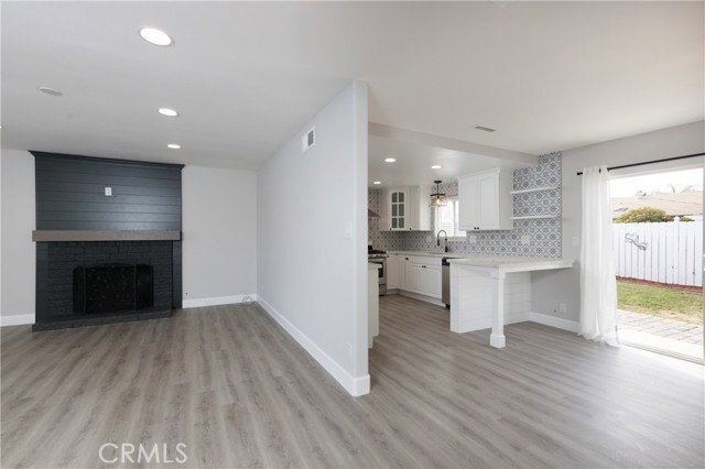 Building Photo - 17121 Hague Ln