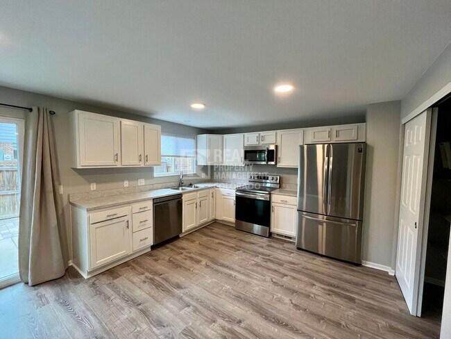 Building Photo - 3061 W 92nd Ave