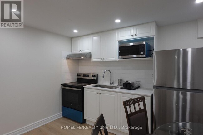 Photo du bâtiment - 17 Darnborough Way