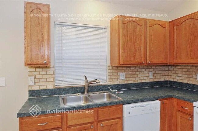 Building Photo - 5705 Lassies Way