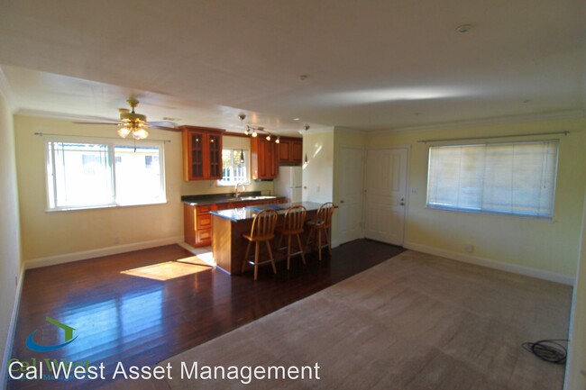 2 br, 1 bath House - 5611 Playa Del Rey, U... photo'