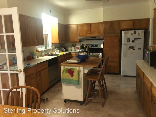 Foto del edificio - 32 Maple St