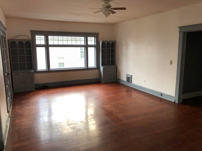 Building Photo - 19 McNamara Ave