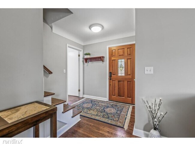 Foto del edificio - 4 br, 3 bath House - 6141 concord ave