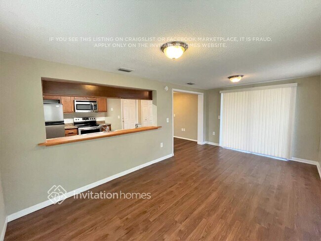 Building Photo - 4850 Samara Dr