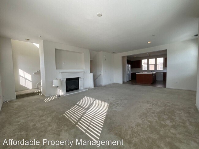 Foto del edificio - 3 br, 3.5 bath House - 520 Staley Avenue