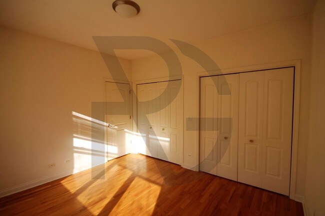 Foto del edificio - 3238 W Leland Ave