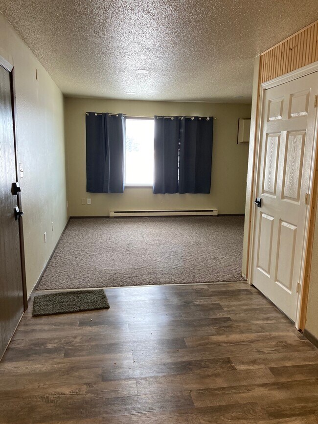 Foto del edificio - 107 Maple St