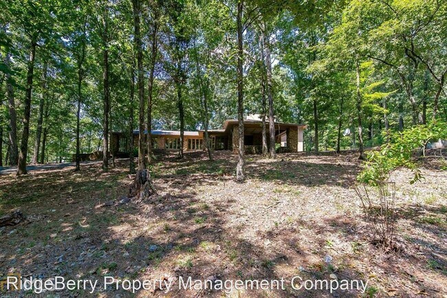 Building Photo - 5 br, 3 bath House - 1120 Ward Mountain Rd.