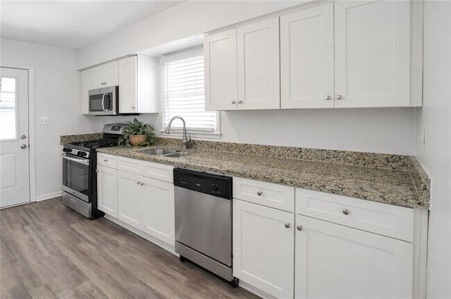 Foto del edificio - 2191 Greystone Way