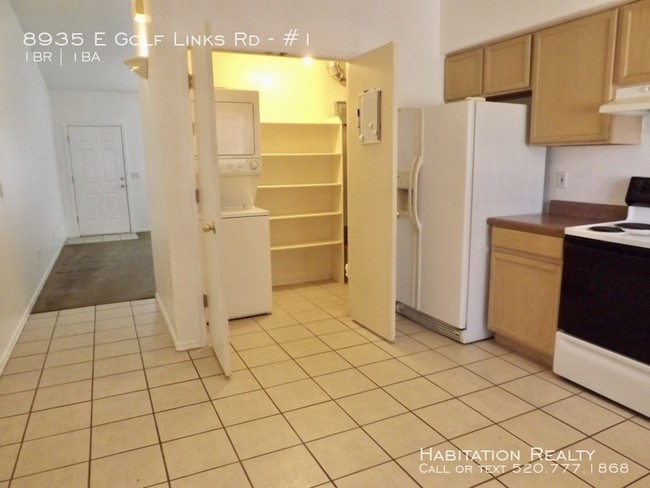 Building Photo - Bright 1BD/1BA with Central AC