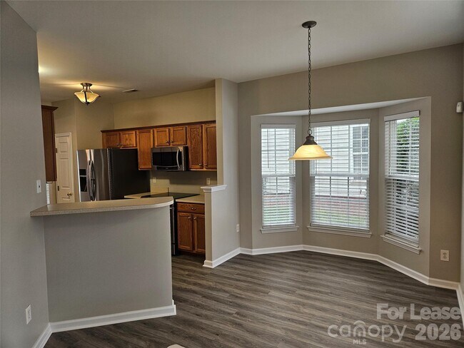 Foto del edificio - 10427 Alexander Martin Ave