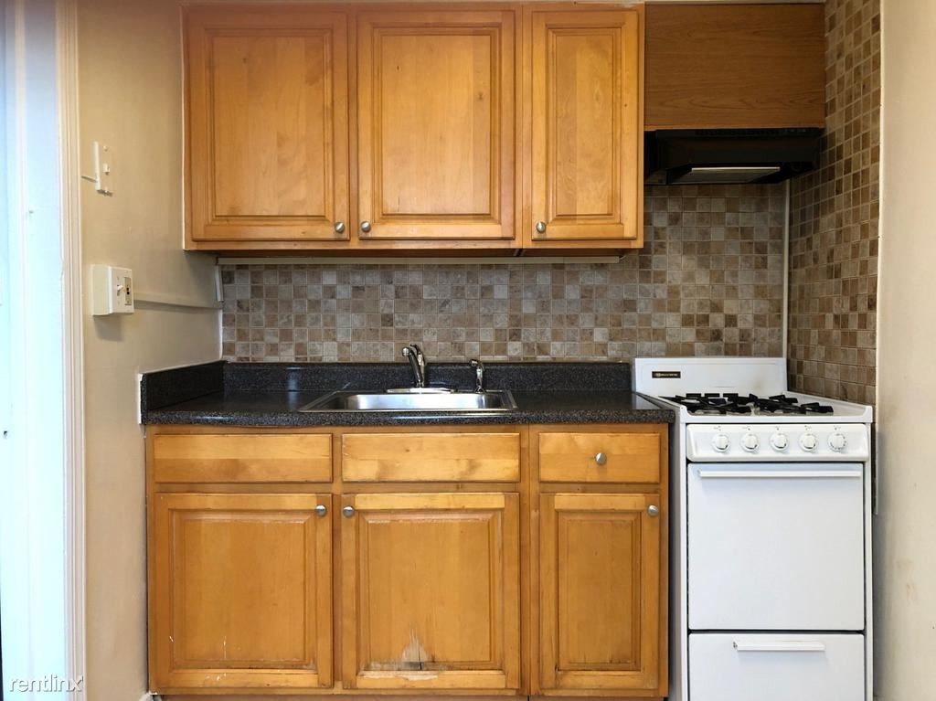Primary Photo - 1102 Gleneagle Rd
