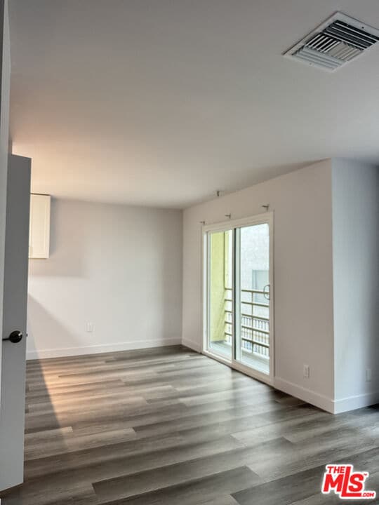 Foto del edificio - 155 S St Andrews Pl
