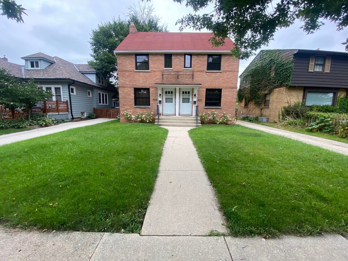 4026 N Larkin St, Milwaukee, WI 53211 House Rental in Milwaukee, WI