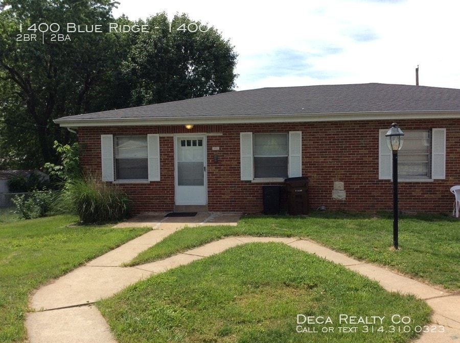 1400 Blue Ridge Dr Unit 1400, St. Louis, MO 63125 Room for Rent in St