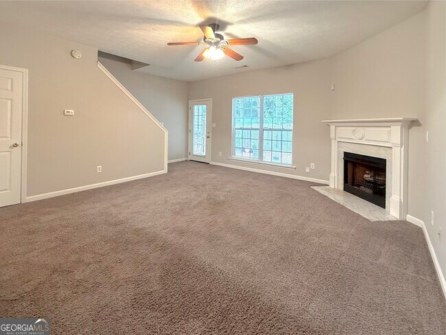 Building Photo - 3845 Grovemont Pl