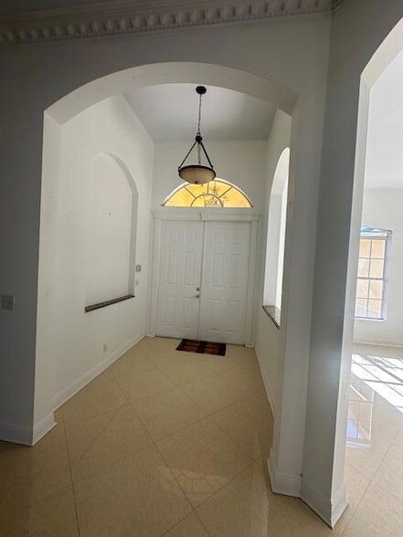 Foto del edificio - 368 NW Bayshore Blvd