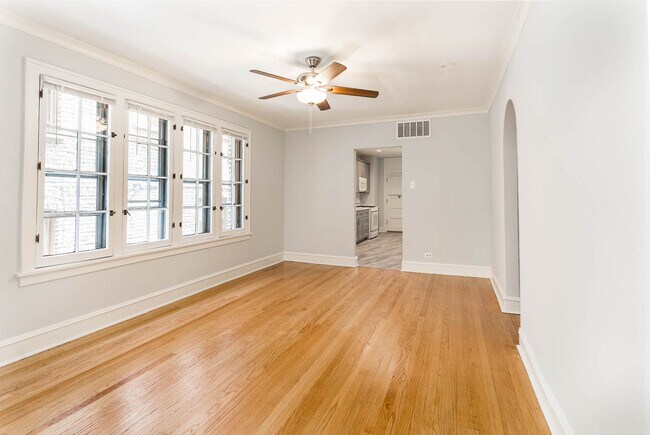 dining room - 7531 N Seeley Ave