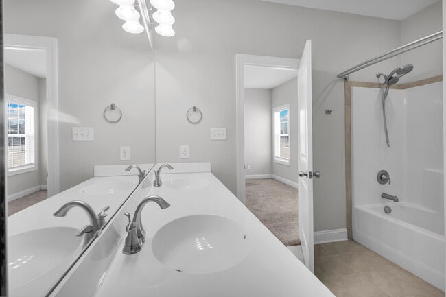 Building Photo - 1000 Abby Leigh Ave