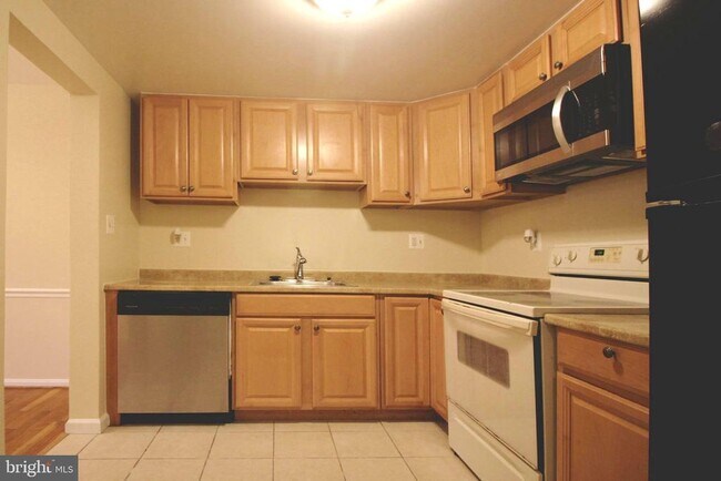 Foto del edificio - 316 Cherry Ct