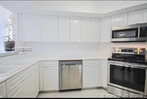 Foto del edificio - 2 br, 2 bath Condo - 1900 Purdy Ave Apt 1700