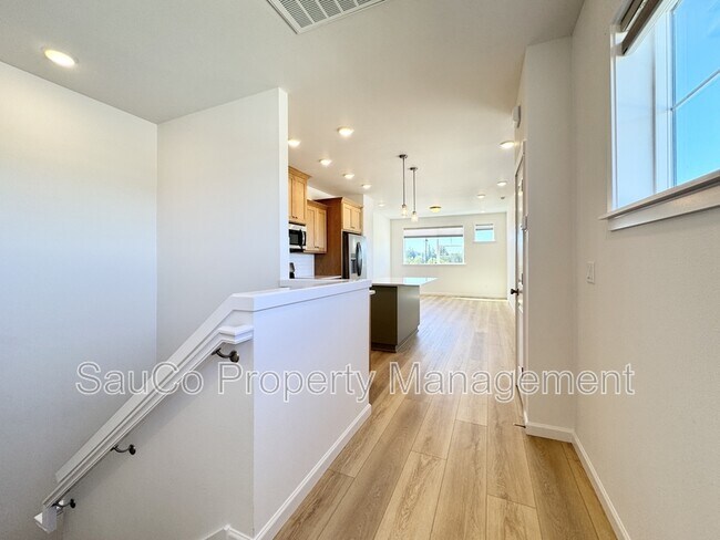 Foto del edificio - 6728 SE Crimson Ln