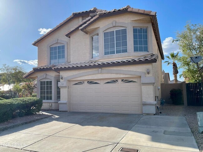 Building Photo - 1702 E Blackhawk Dr